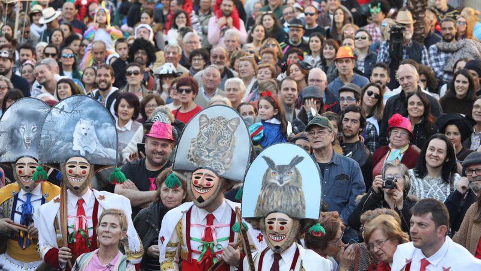 VERÍN 22/02/2020.- Bautizo do cigarrón en Verín. José Paz
