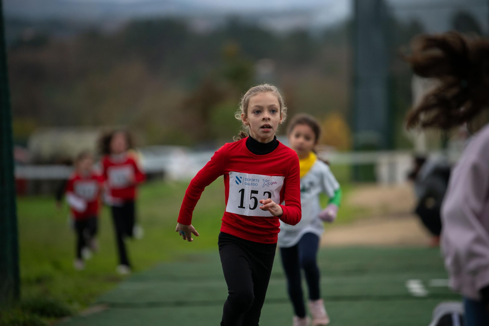 Galería | El cross escolar sigue con sus finales comarcales en Pereiro de Aguiar