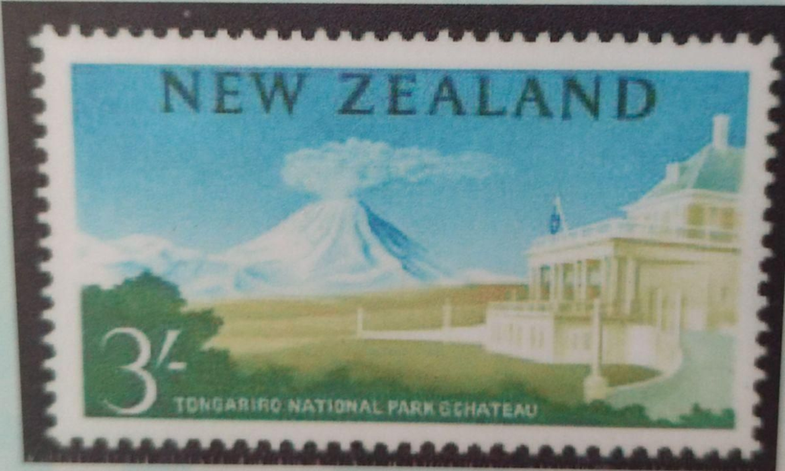 Sellos de volcanes de Nueva Zelanda y Filipinas.