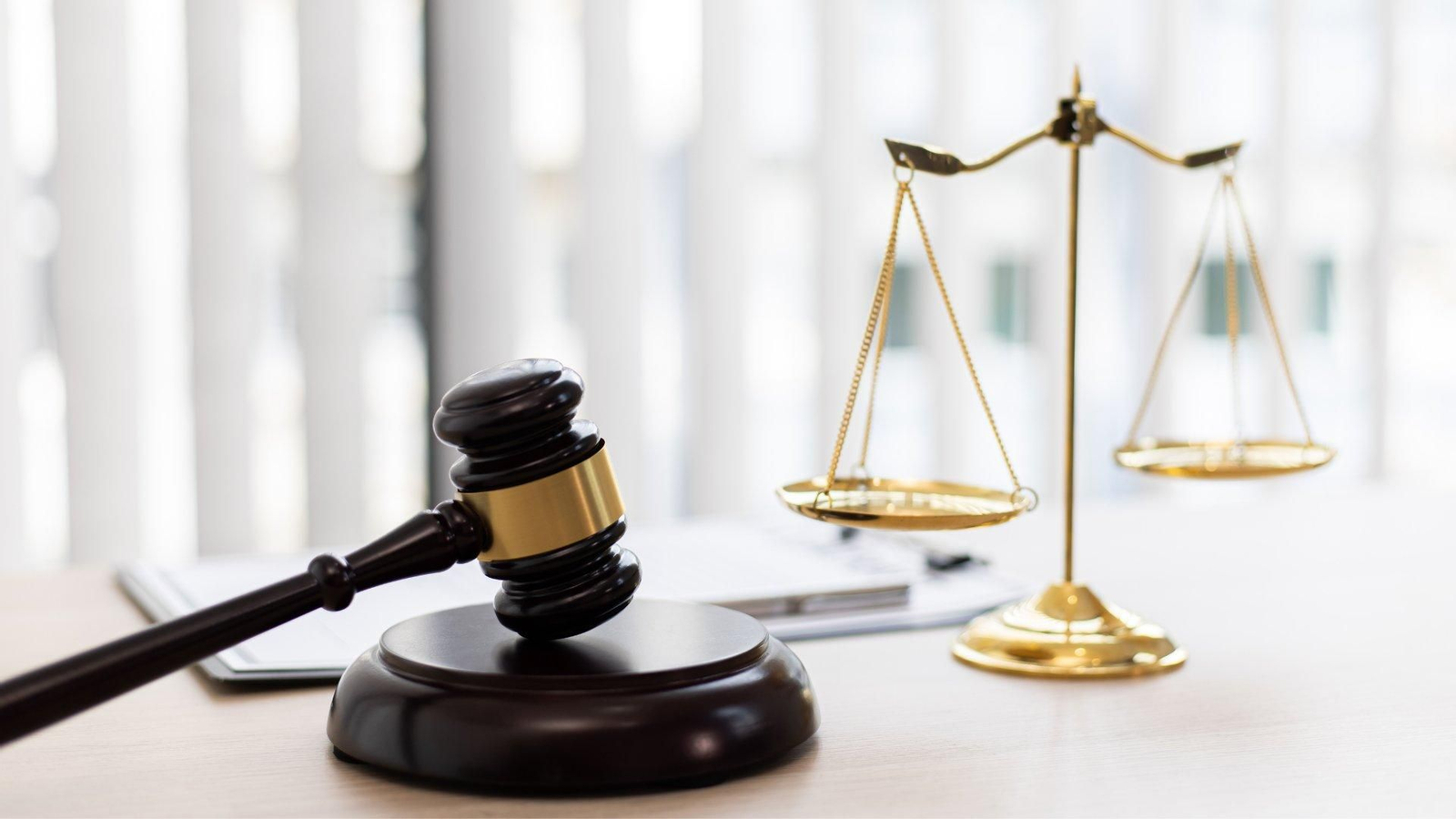 Martillo de justicia.