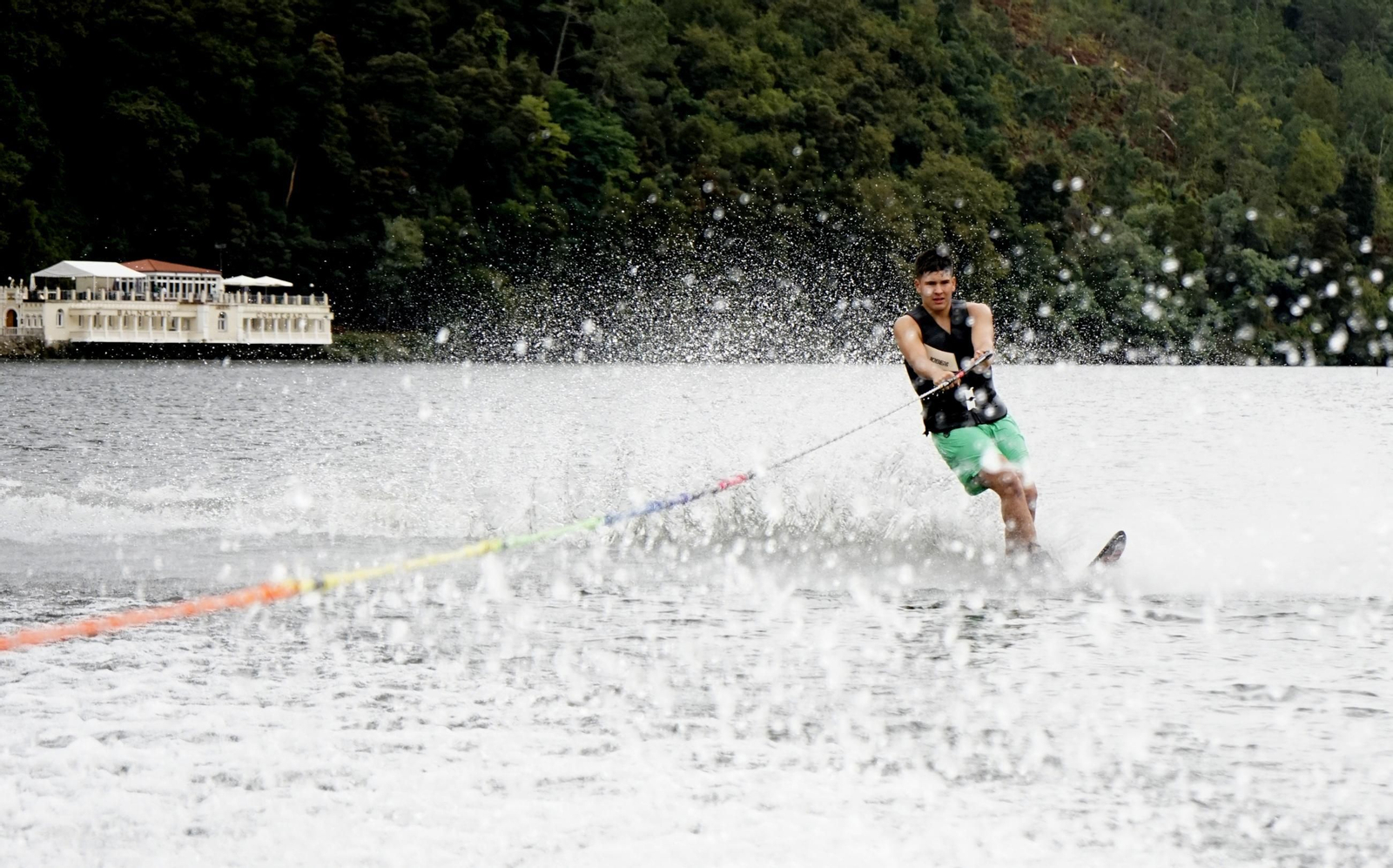 Galería | Cortegada acoge el Open Ibérico de Esqui Náutico
