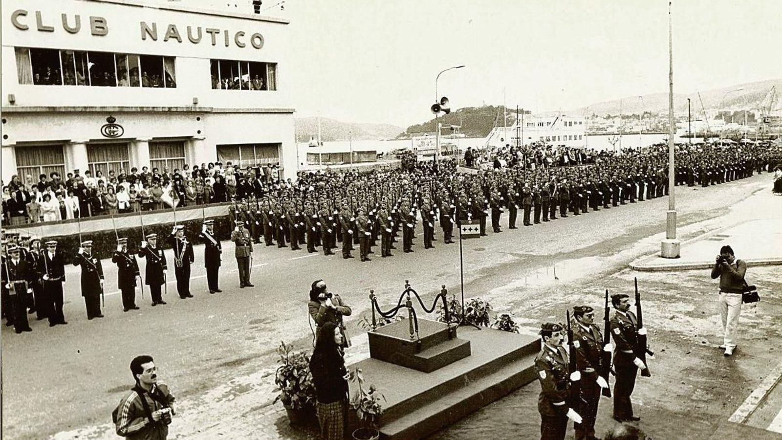 La gran parada en las Avenidas de 1984.