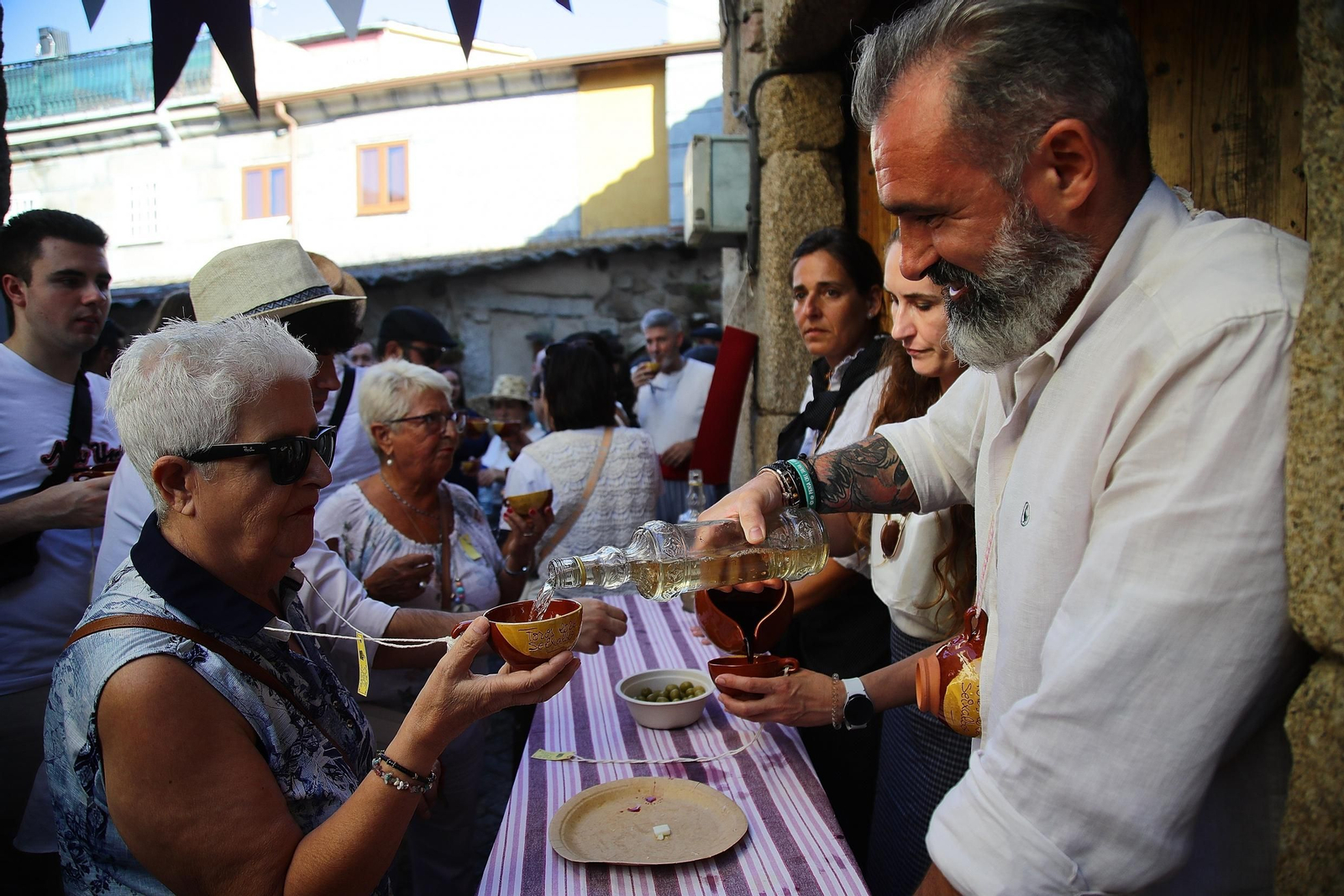 Galería | Las calles de Seixalbo regresan al siglo XIX con la Festa dos Foros, en fotos