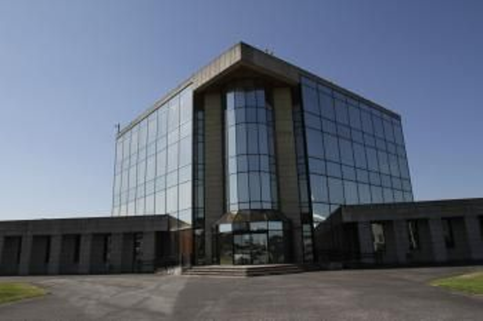 Sede del Parque Tecnológico, cuya limpieza y mantenimiento fue contratada a Eulen. (Foto: Miguel Angel)
