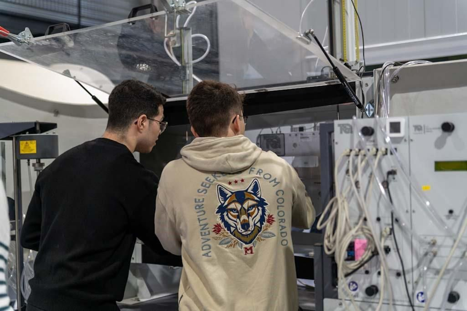 Estudiantes de la Escuela de Ingeniería Aeronáutica y del Espacio.