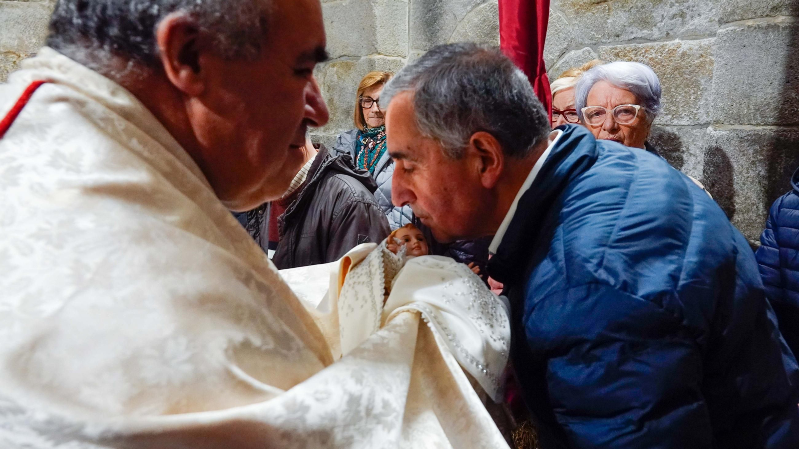 Galería | Vigo celebra As Candelas pese a la lluvia
