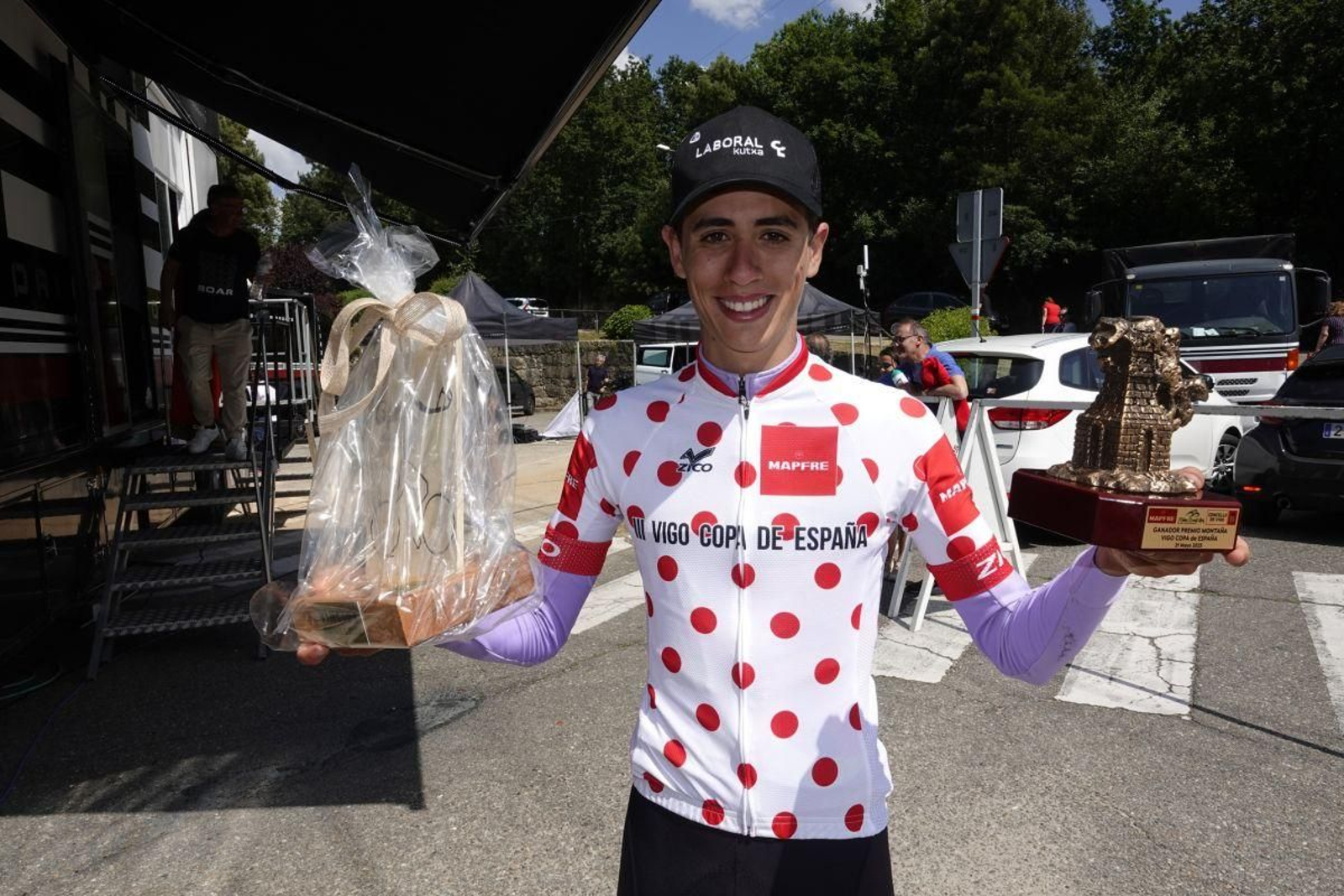 Sergio Lorenzo se impuso en la clasificación de la montaña en la Vigo Copa de España.