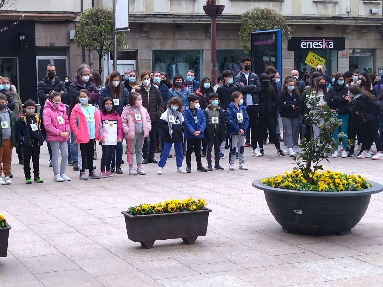 Minutos de silencio en O Barco.