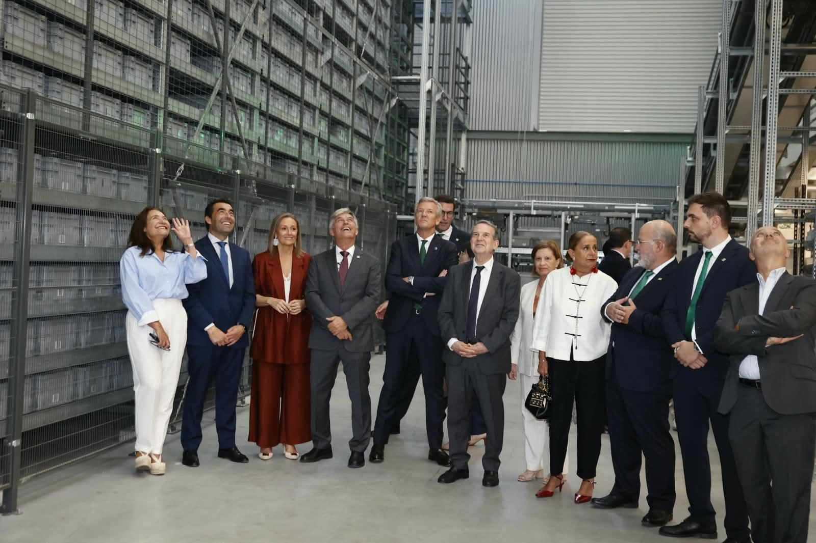 El presidente de la Xunta y el alcalde de Vigo estuvieron en O Caramuxo para celebrar el aniversario de Cofano.
