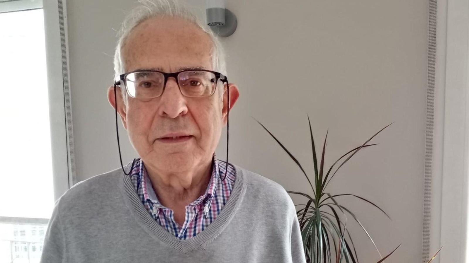 O catedrático de filosofía Ramón López Vázquez.