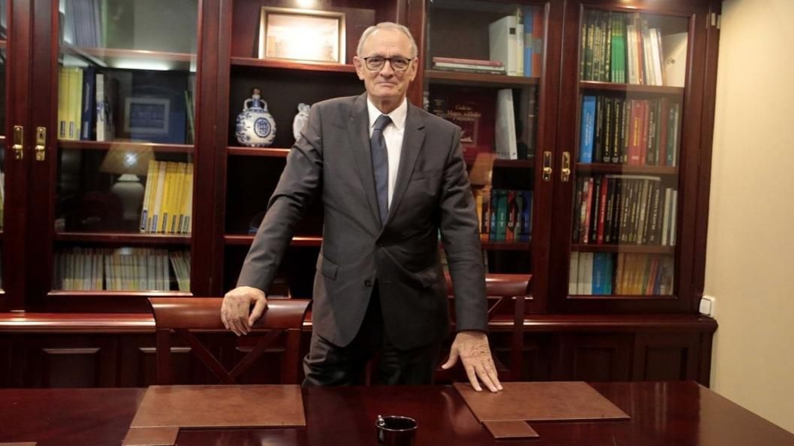 El vigués Antón Costas, durante su entrevista para Atlántico TV esta semana.
