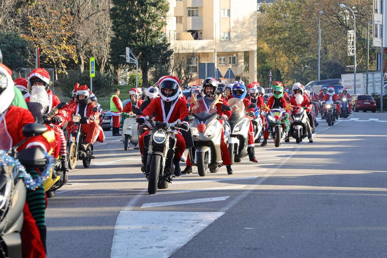 Galería | Los papanoeles moteros toman Vigo