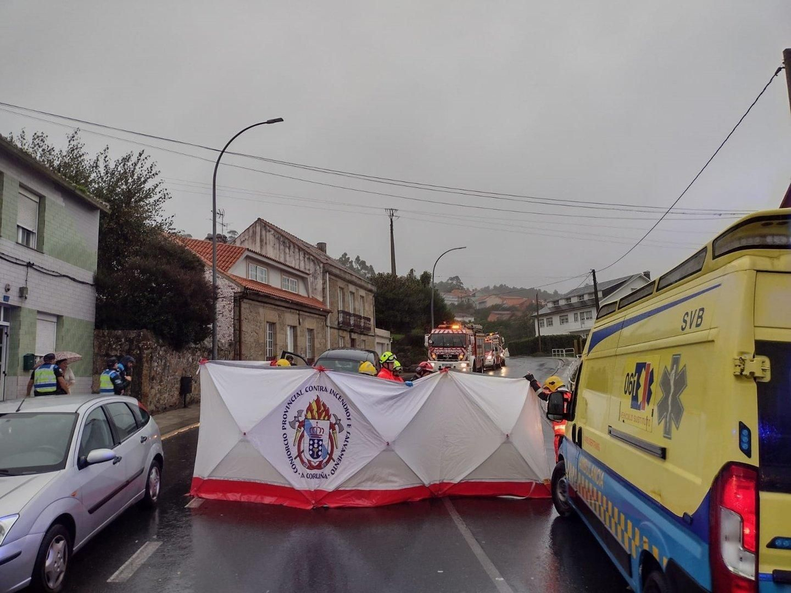 Lugar del accidente mortal en Ribeira (Foto: Consorcio Bomberos de A Coruña).