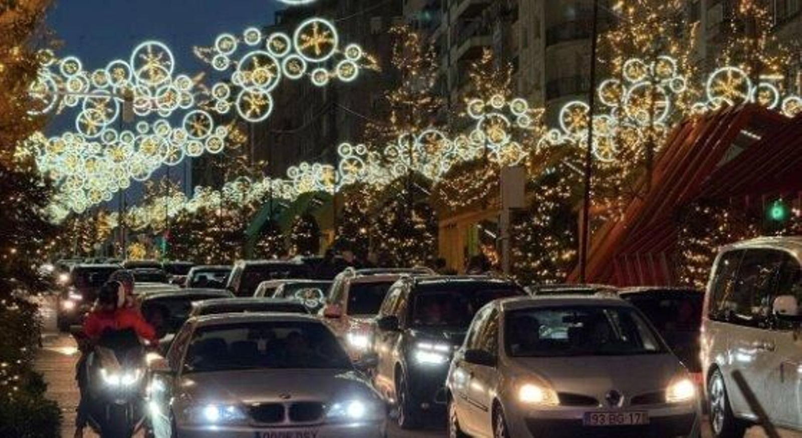 Colapso en el centro de Vigo. | Alberte
