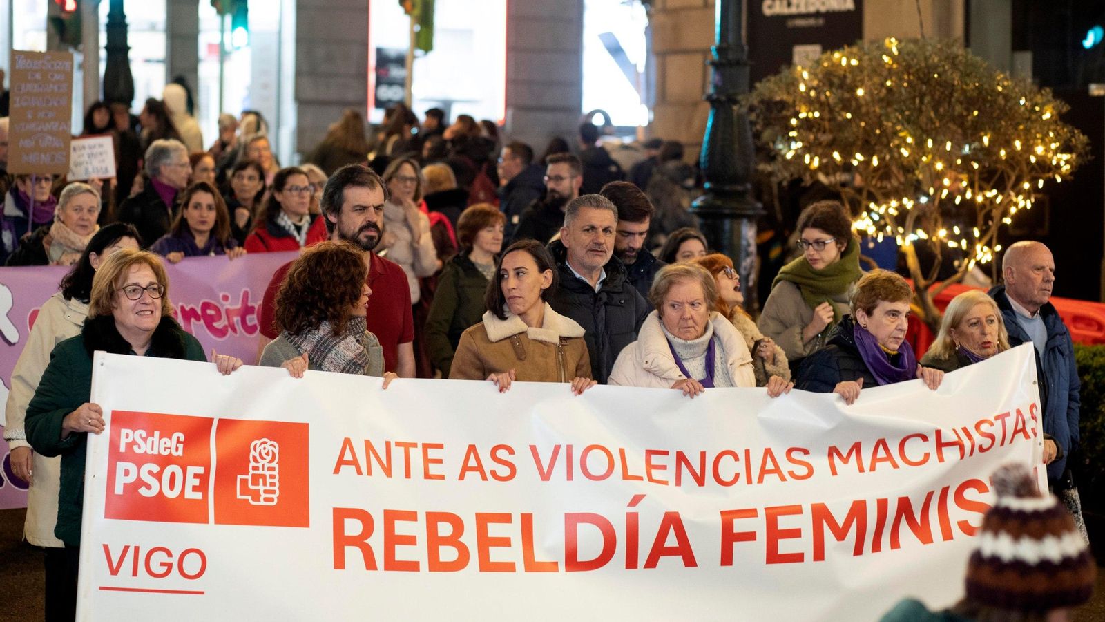 Galería | Vigo se une contra la violencia de género en el 25N