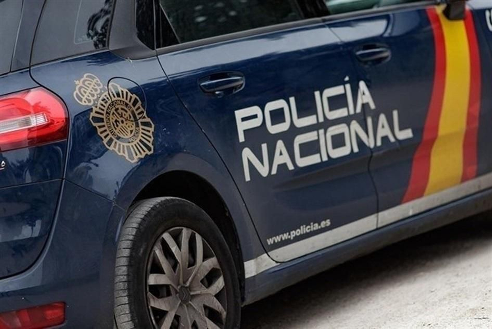 Vehículo de la Policía Nacional en Burgos.