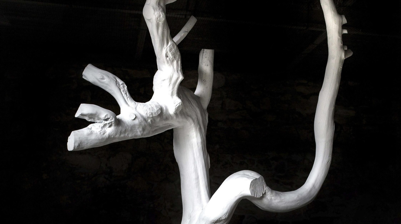 Imagen de una escultura de la artista