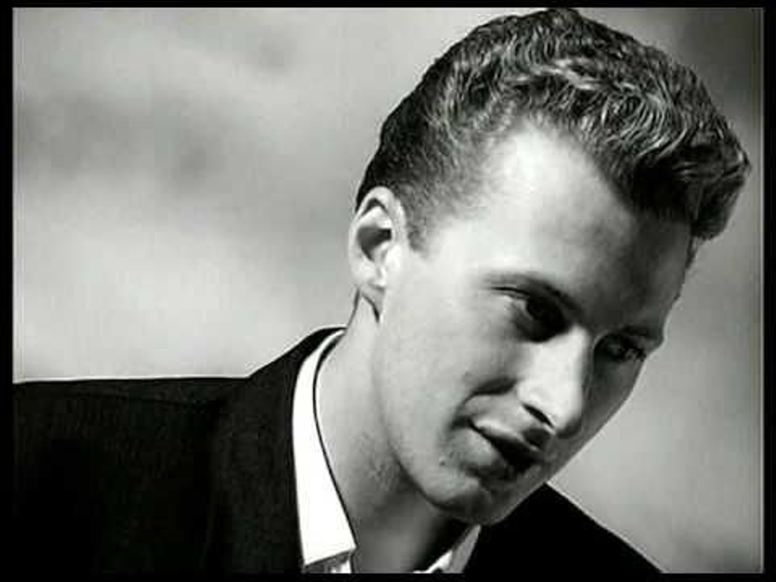 Fallece el cantante Black.