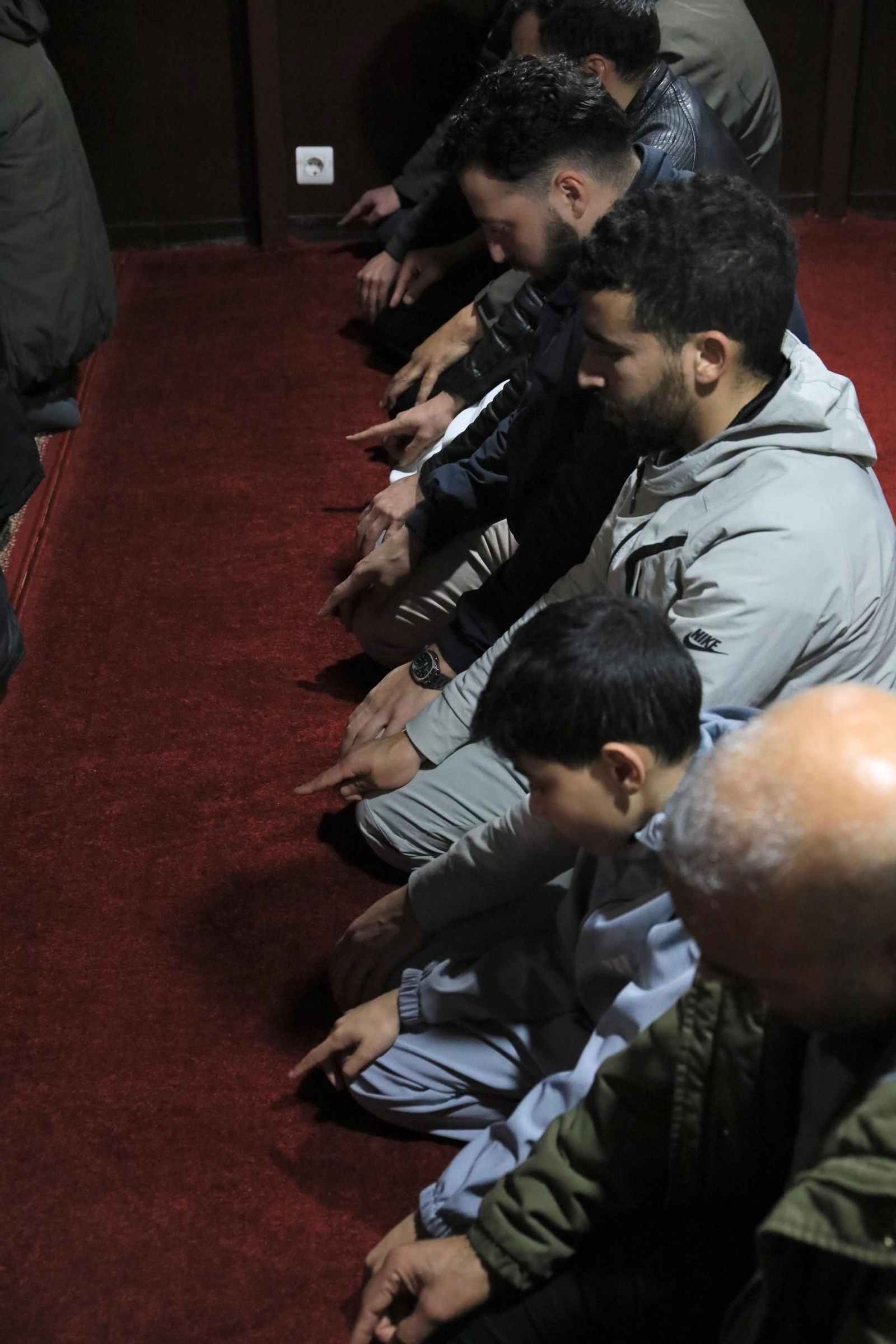 El cambio de ritmo del ramadán durante el mes lunar, en fotos