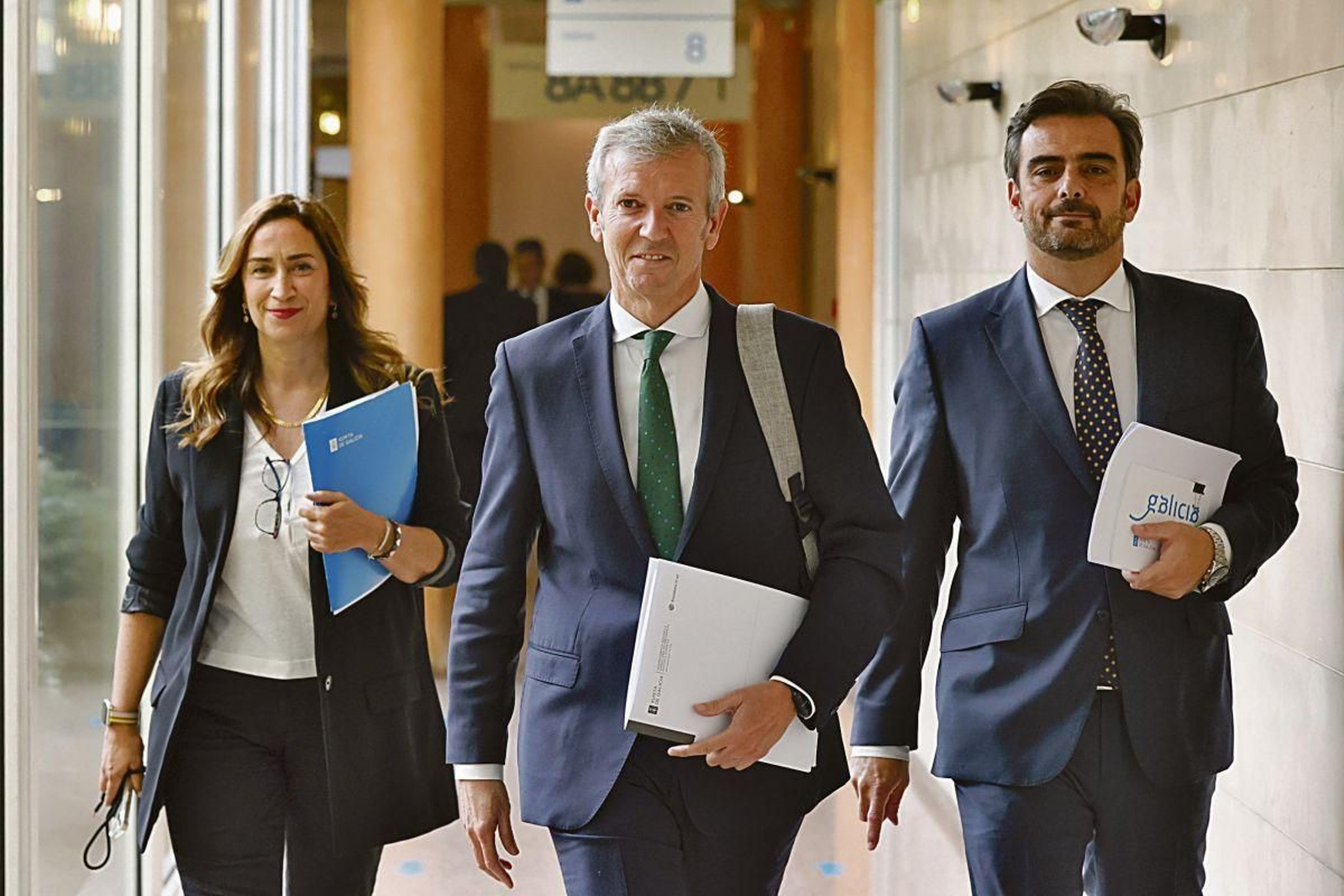 Rueda y Calvo, dirigiéndose a dar cuenta de los acuerdos del Consello de la Xunta.