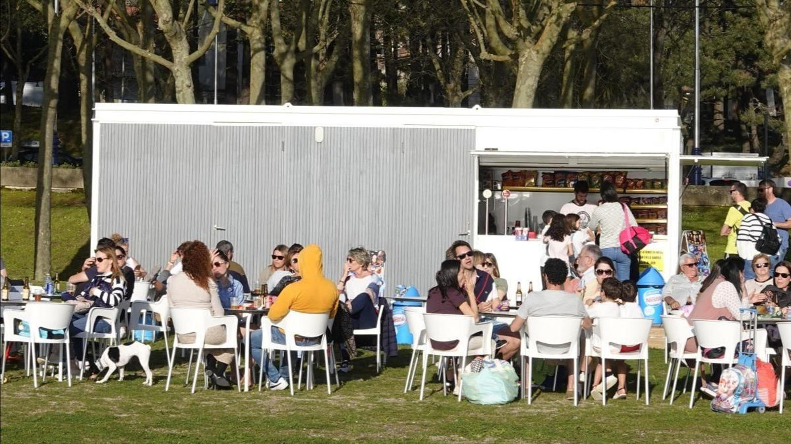 Gran afluencia en el estreno.