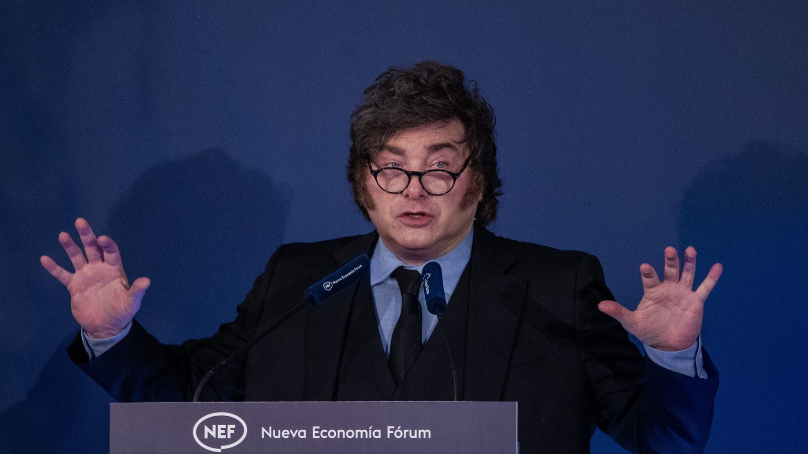 El presidente de Argentina, Javier Milei, interviene durante un desayuno organizado por el Foro Nueva Economía en Madrid.