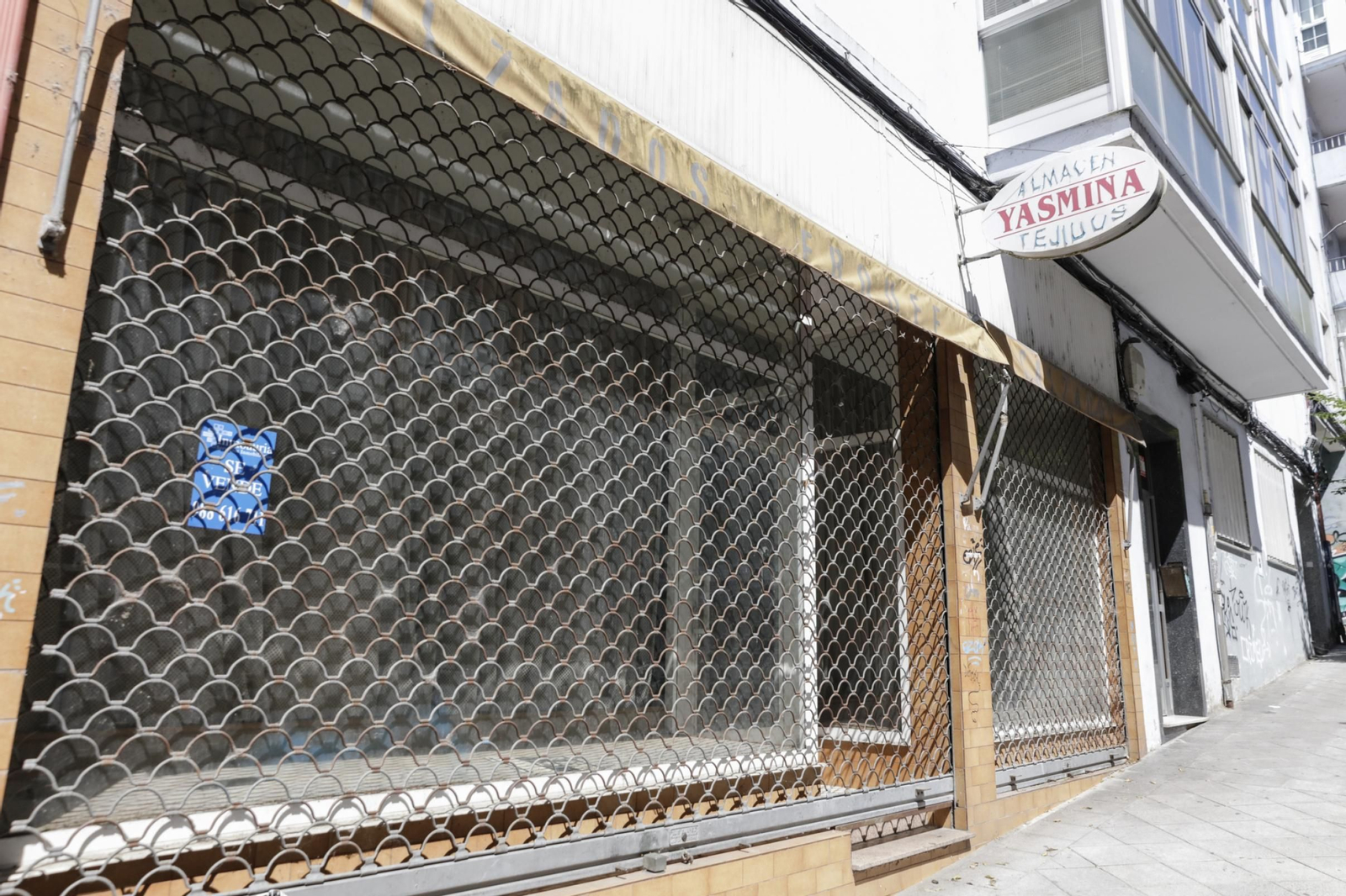 Bajo a la venta en la ciudad