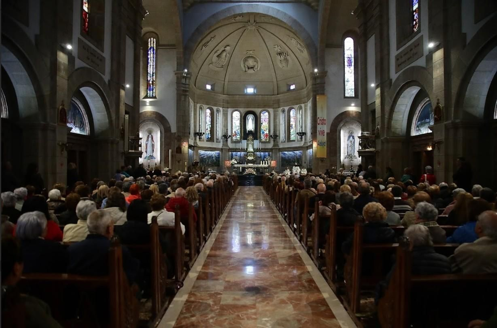La devoción vivida en la novena es solo el preludio de la gran procesión nocturna del 13 de mayo