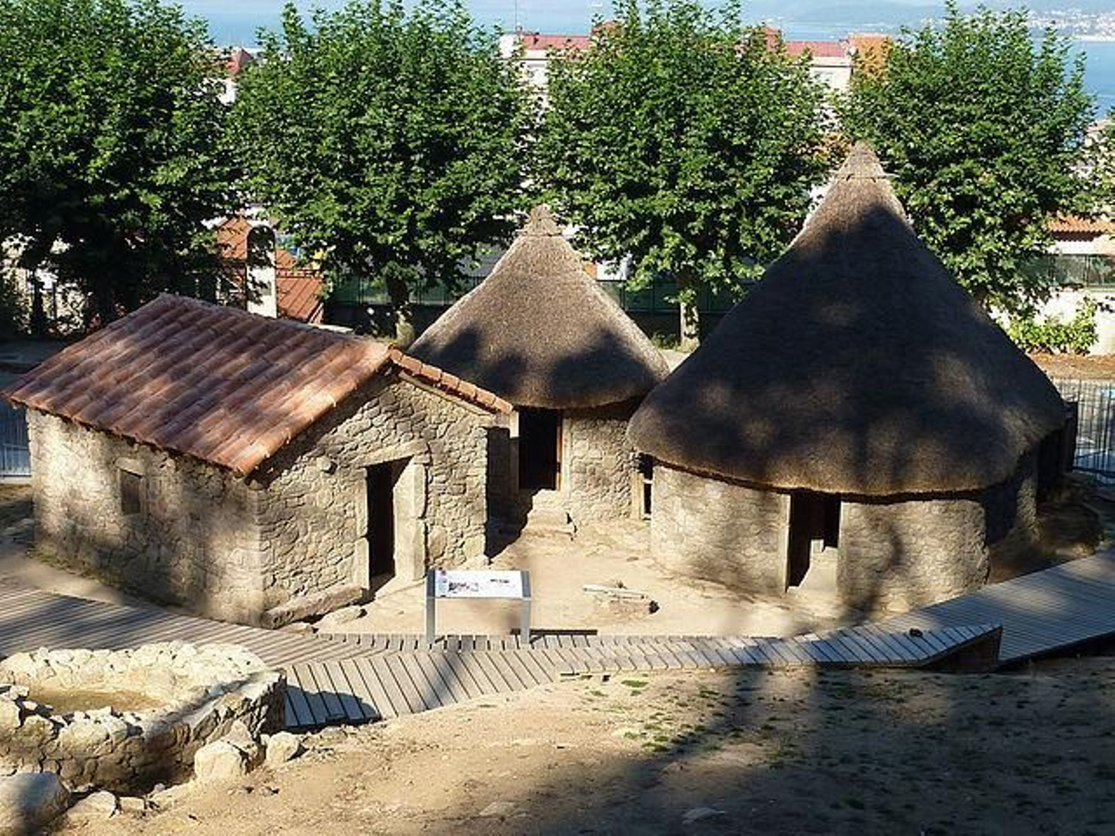 La reconstrucción del poblado castrexo en O Castro.