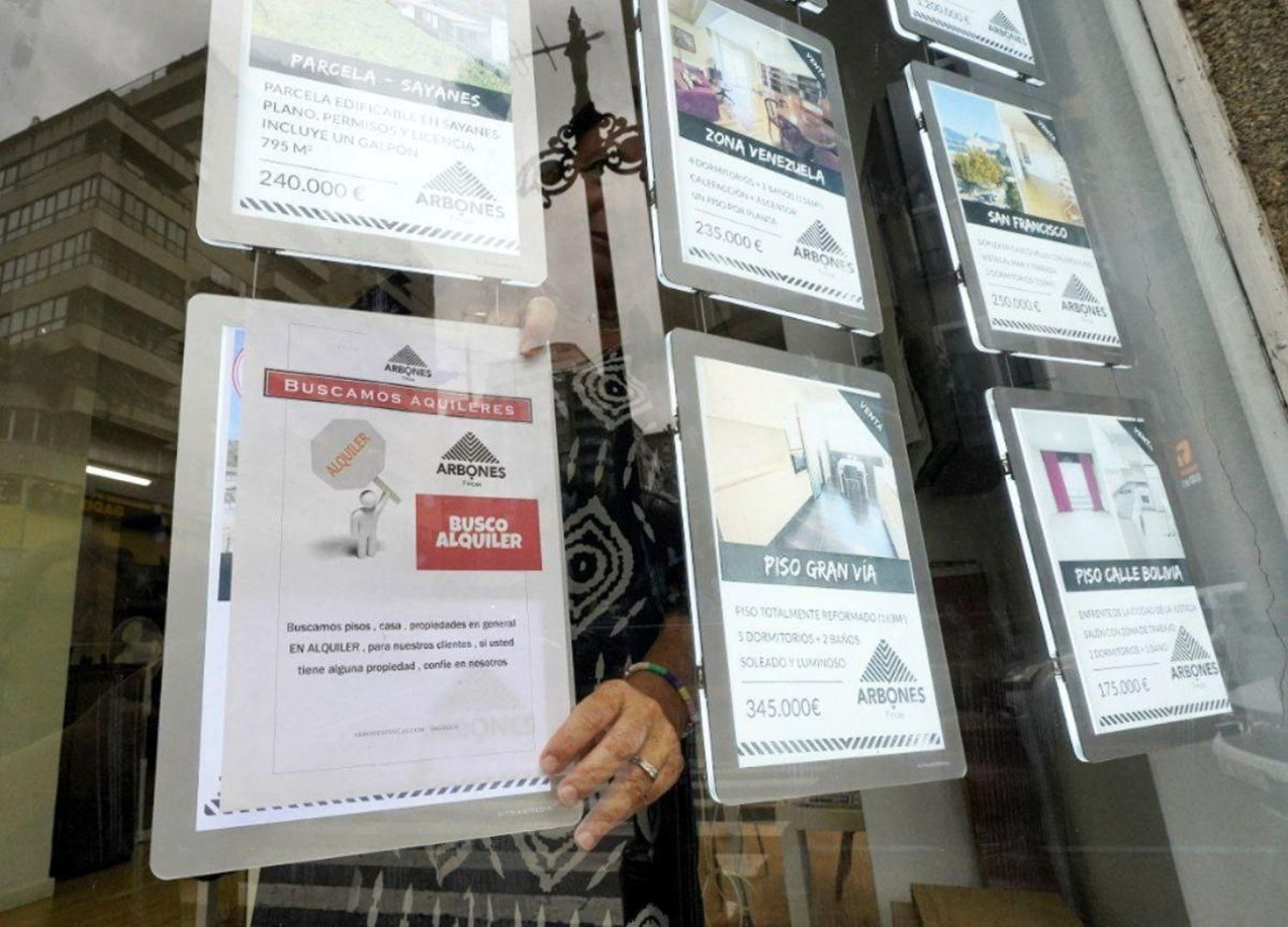 El reducido stock de viviendas en alquiler también afecta a las inmobiliarias, que buscan unidades para gestionar.