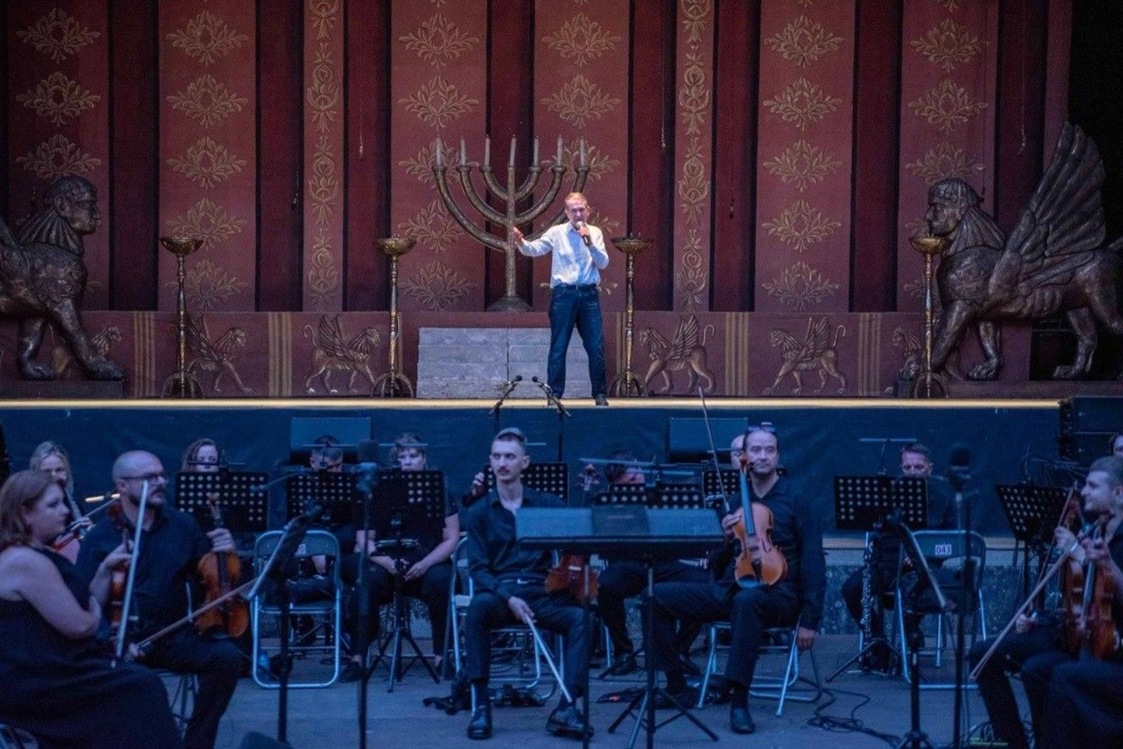 Galería | Castrelos se viste de gala para la ópera 'Nabucco'