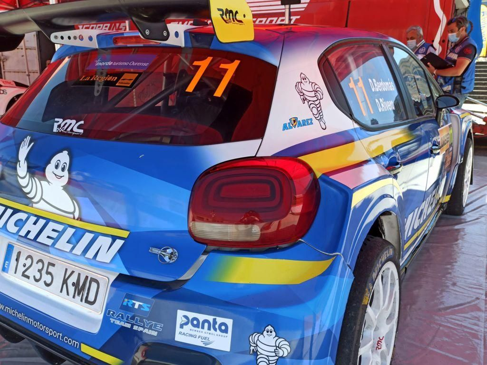 La jornada de verificaciones de este martes en Expourense da las últimas pinceladas para el Rally 2021 (David Villarino y Diego Sotelo)