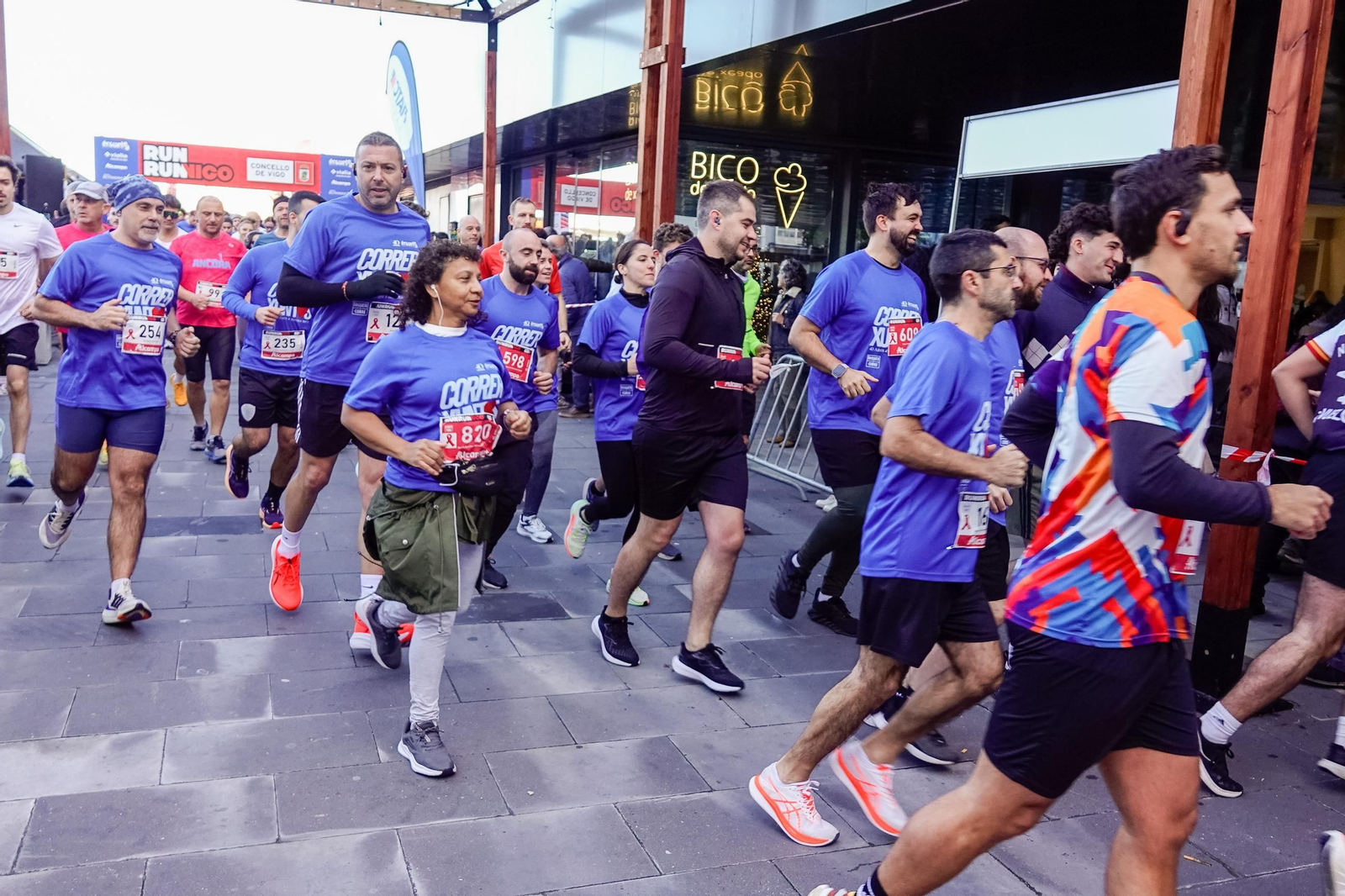 Galería | La carrera popular Érguete e Corre de Vigo bate récord de participación