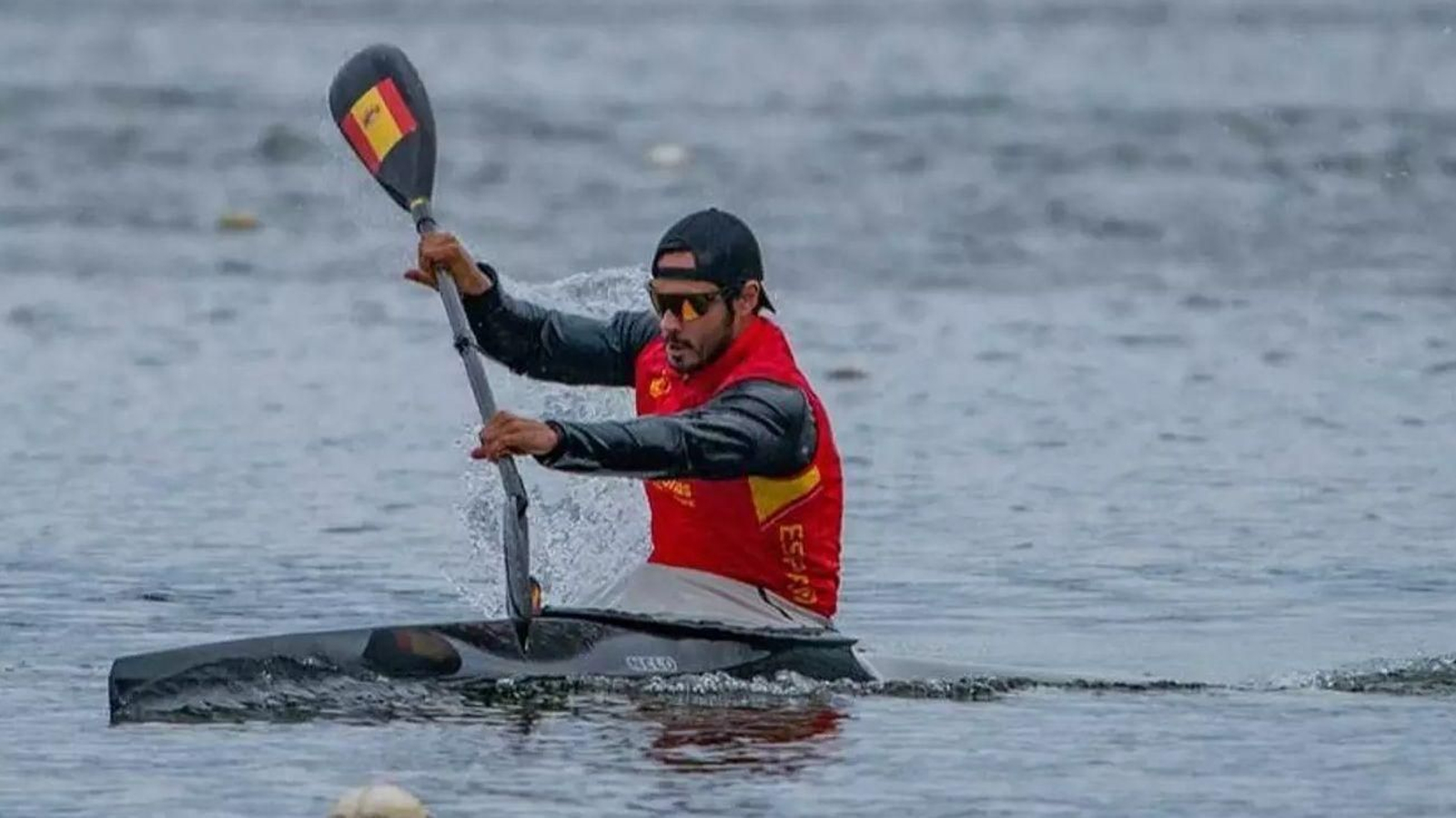 Rodrigo Germade avanza en un entrenamiento individual.