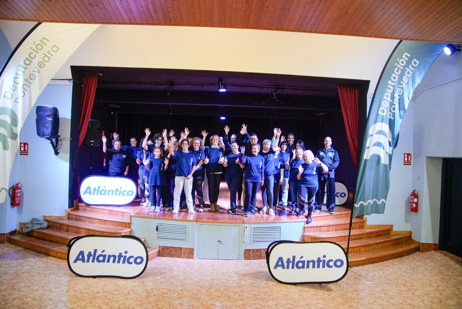 Galería | El curso de defensa personal de +Deporte Atlántico reúne a medio centenar de mujeres en Vigo