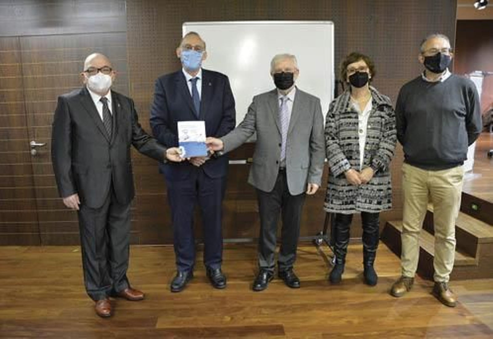 Manuel Deaño, Manuel Reigosa, Agustín Dosil, Ángeles Conde y Xosé Manuel Cid.