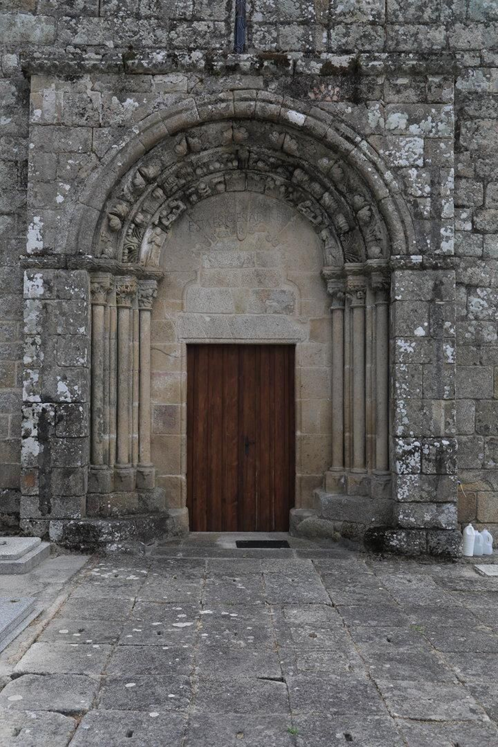 COLES 8/08/2024.- Tesoros por descubrir, Coles. Igrexa de Gustei. José Paz