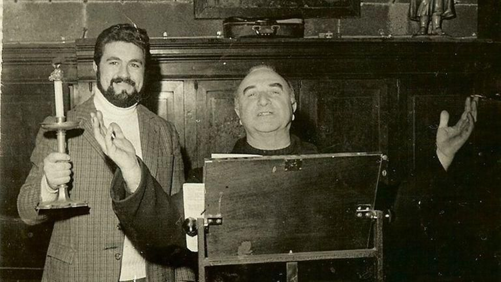 Ángel Llanos en la concatedral en diciembre de 1973.