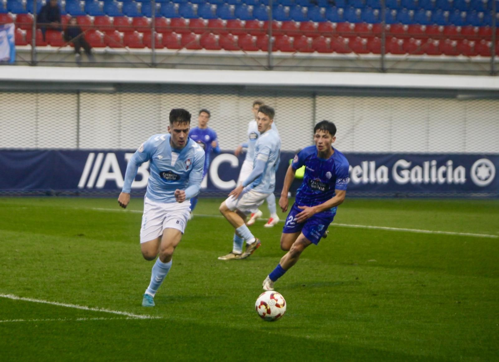 Galería | O Couto se vuelca con el Ourense CF
