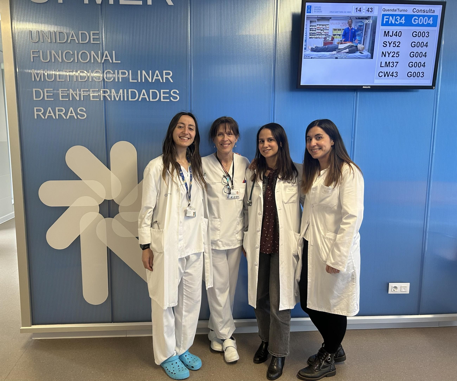 María Rodríguez (digestóloga), Raquel Montes (enfermera), Aída del Campo (pediatra) y Cristina Ramos (neumóloga).