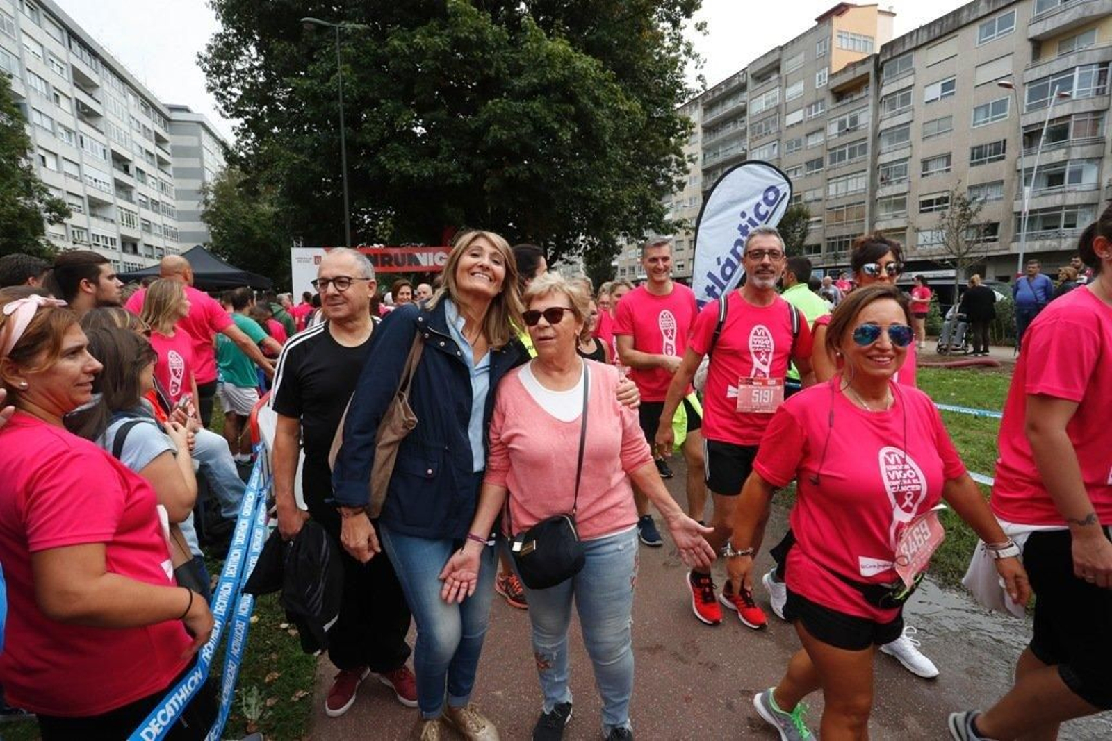 El color rosa abarrotó la Avenida de Castelao - JV Landín 169