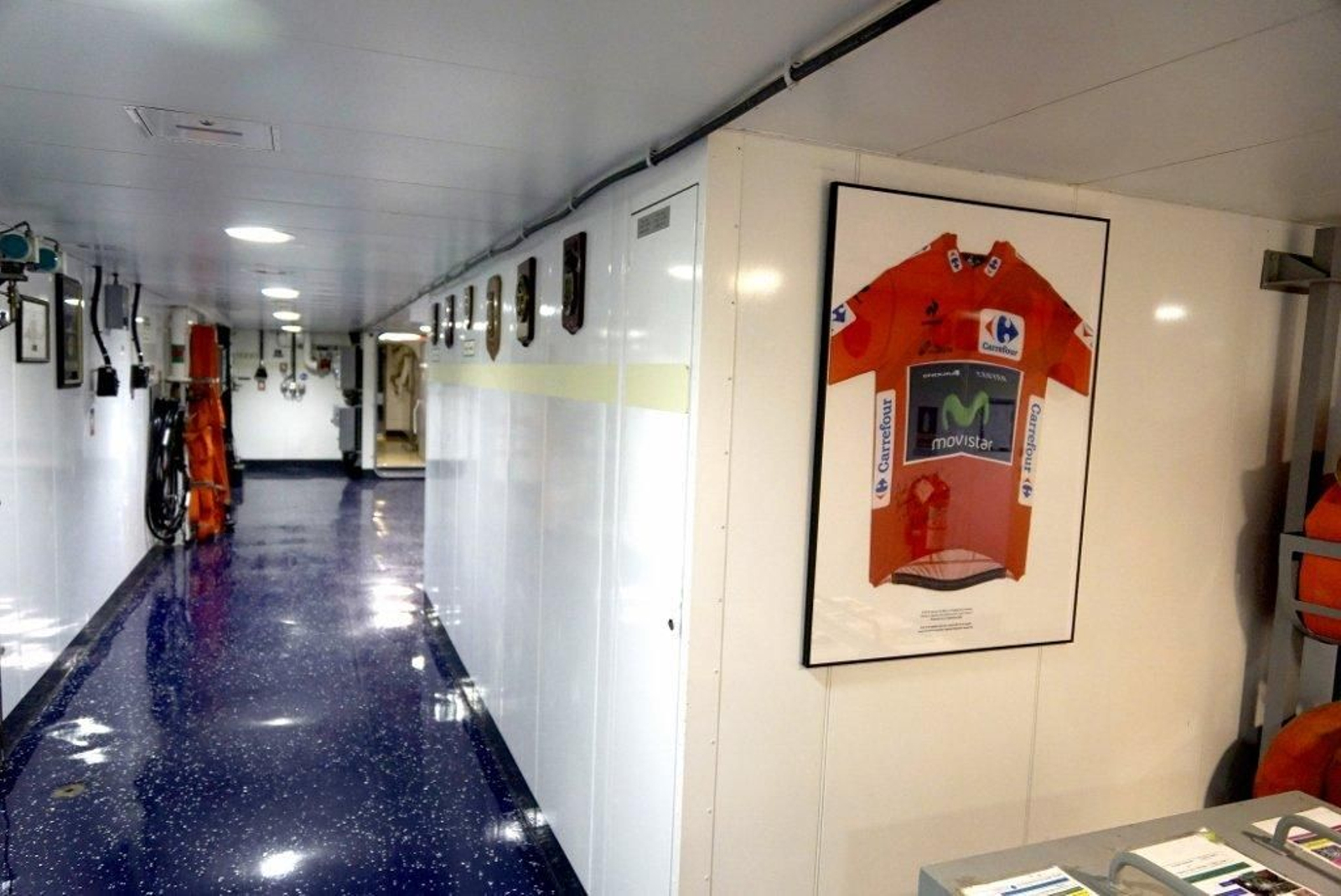 El portaviones Juan Carlos I en Vigo  (5) (1024x684)