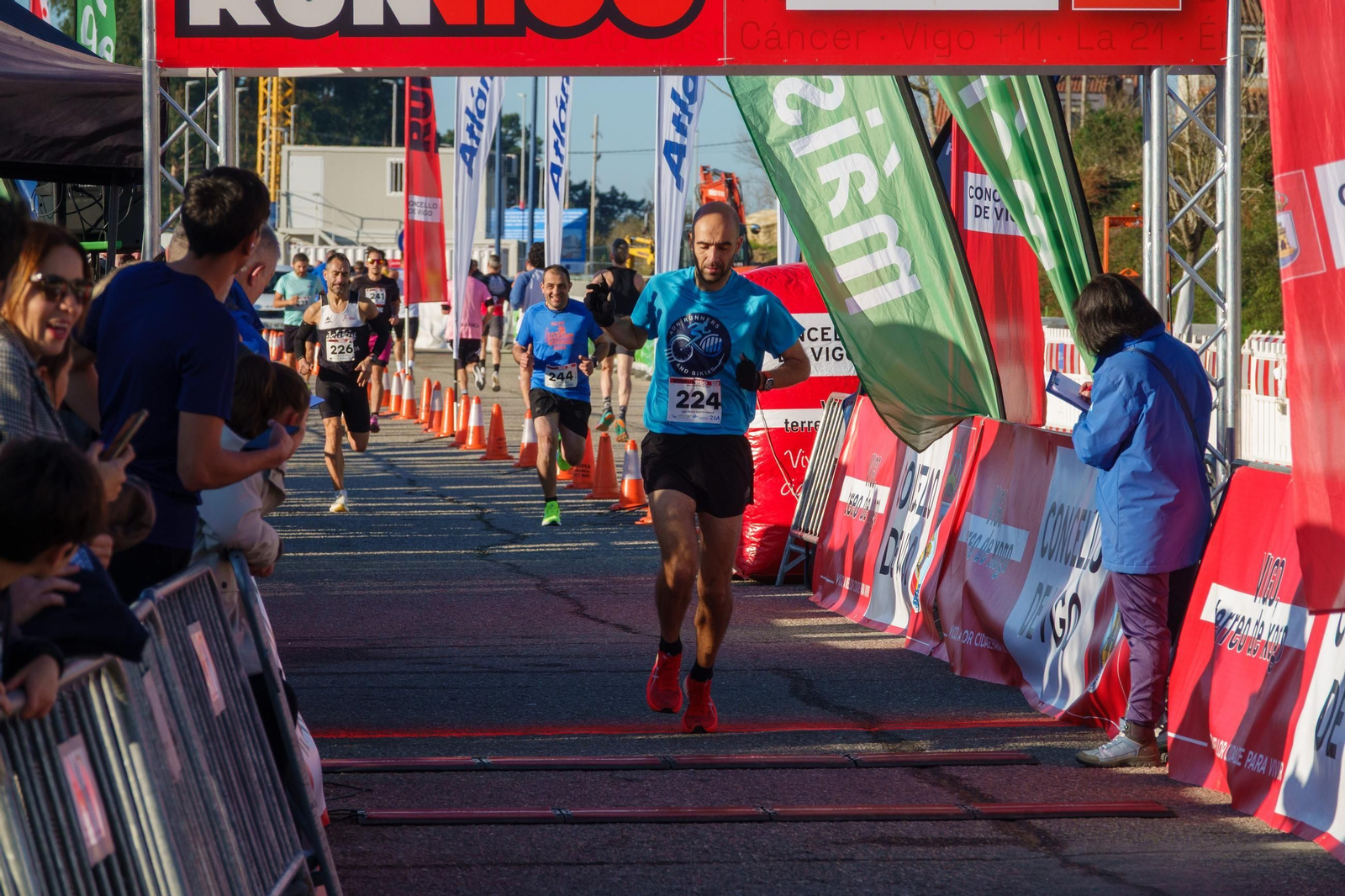 Galería | Pequeños y grandes disfrutan la Milla Cidade de Vigo con +Deporte Atlántico