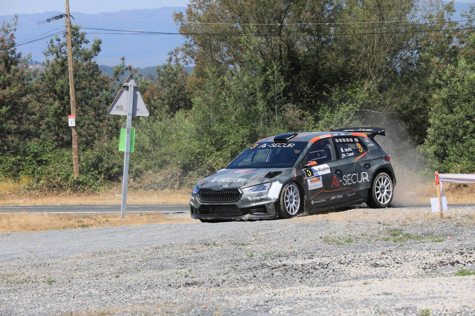 Galería | El público disfruta del Rally de Ourense en el tramo Cartelle-Toén, en fotos