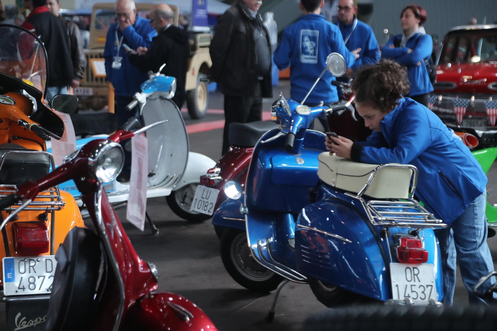 Galería | Más de un centenar de coches en el Salón del Automóvil Clásico