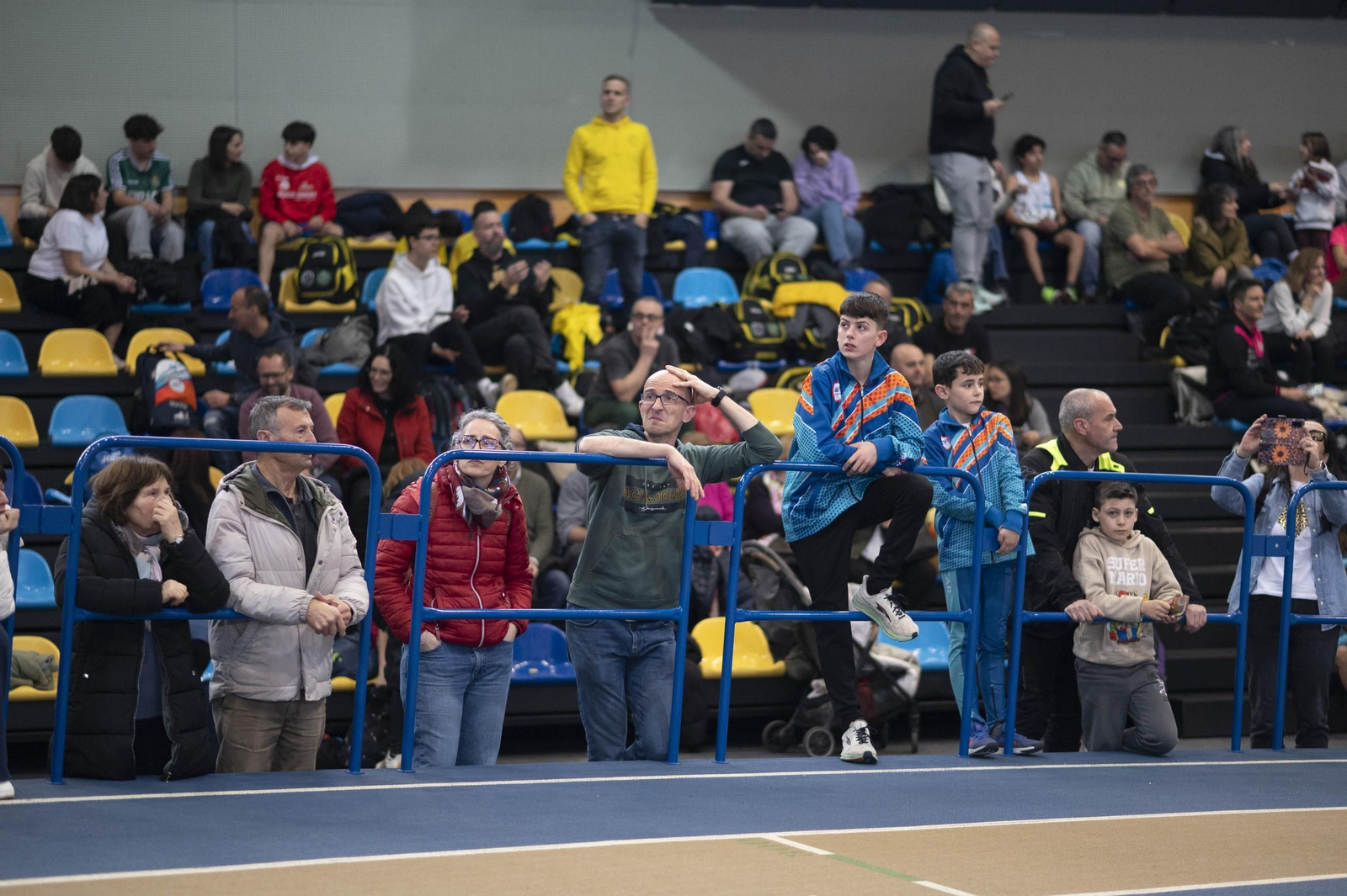 Galería | La cantera del atletismo gallego brilla y disfruta en Expourense