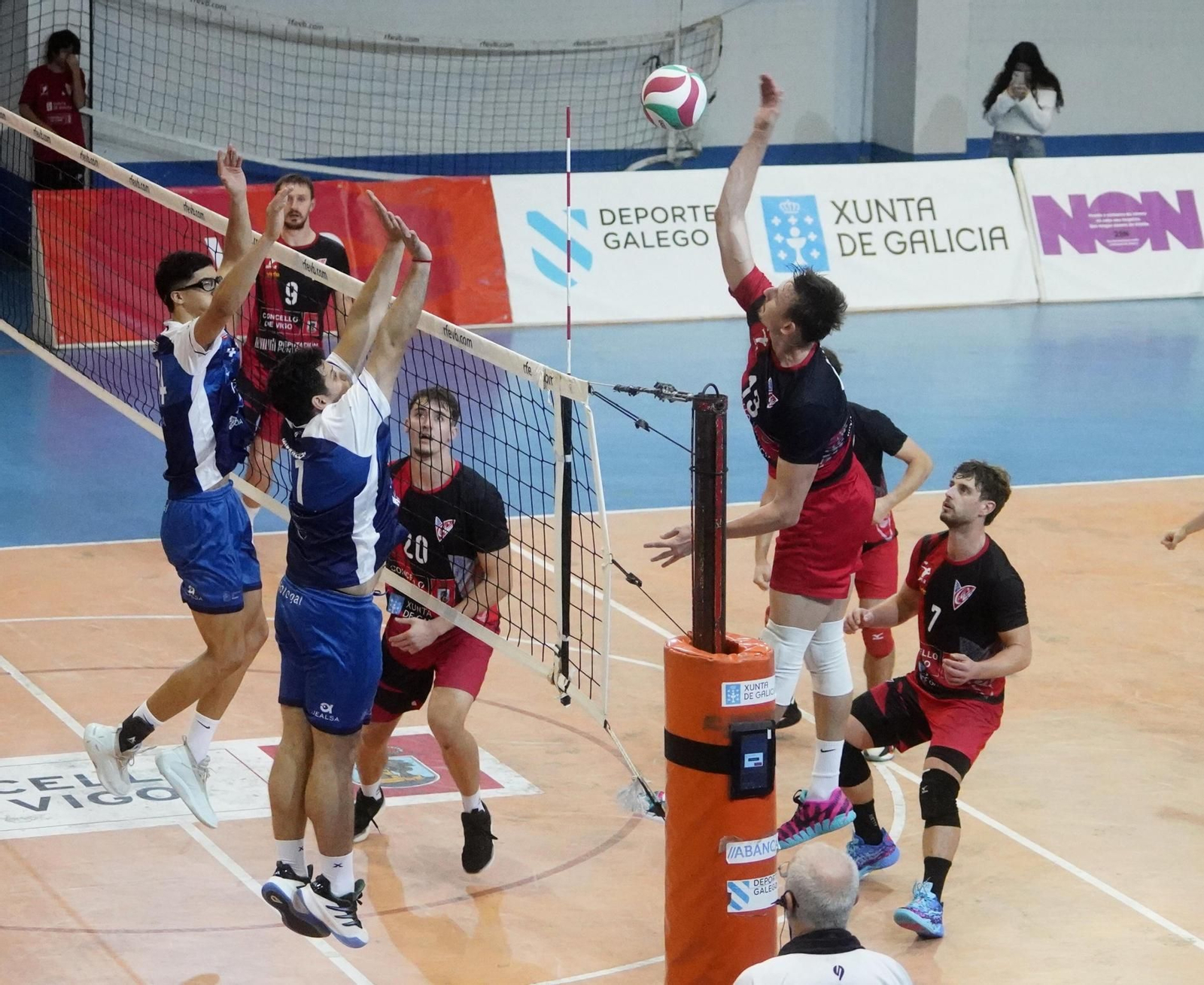 El Club Vigo cedió ante el Boiro, al que ganó 3-2 en diciembre.