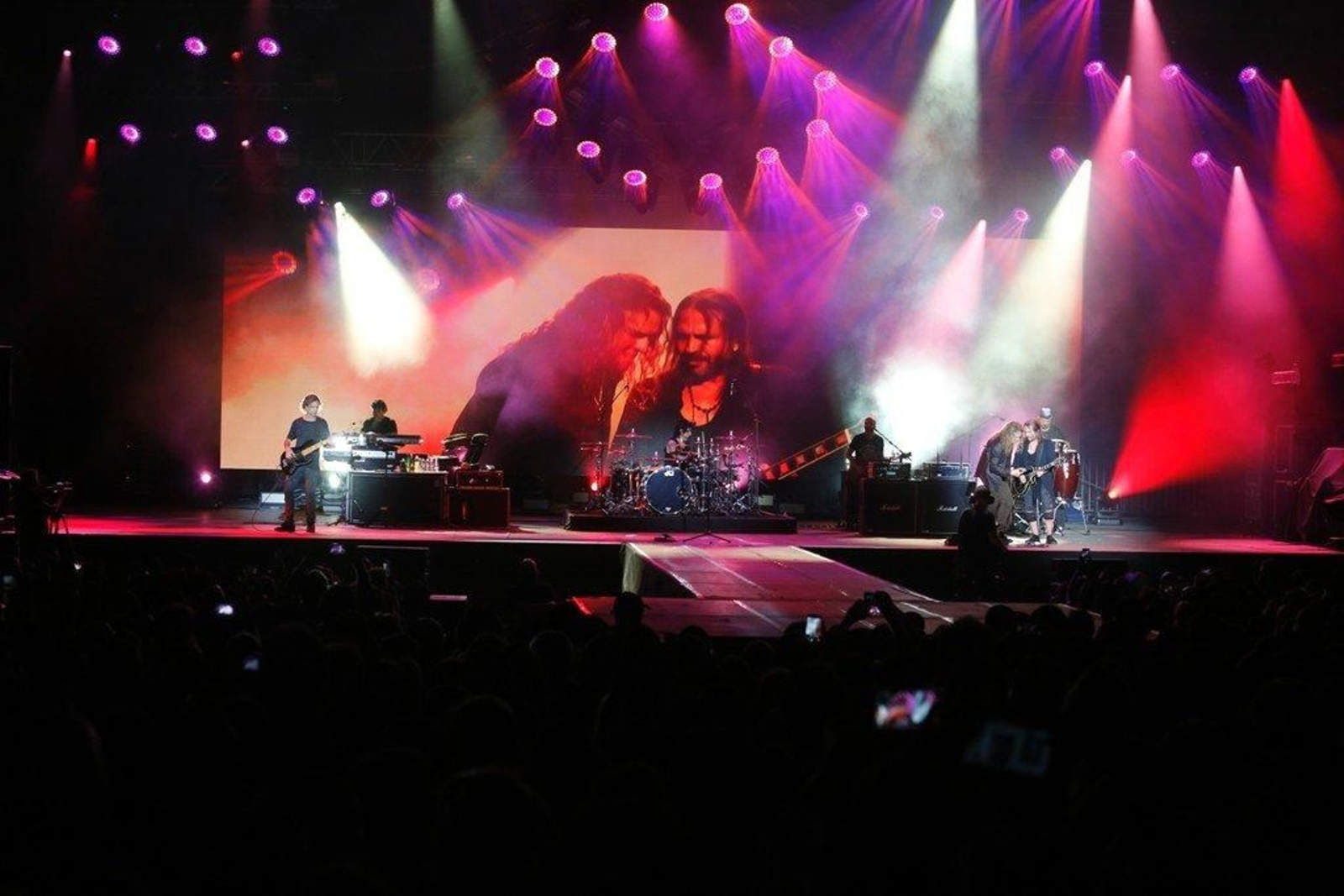 Concierto de Maná en Vigo 054 // Lanfoco