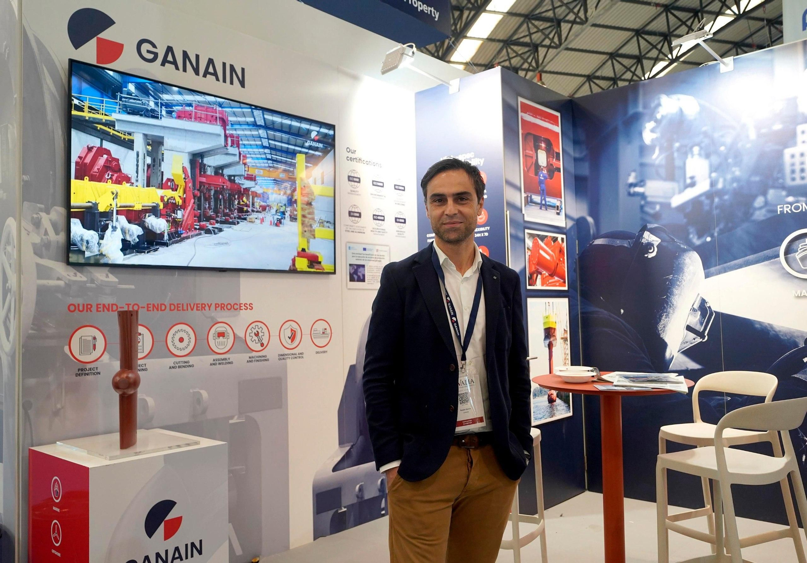 El CEO de Ganaín, Rubén García, en el expositor que el grupo industrial tiene en Ifevi.