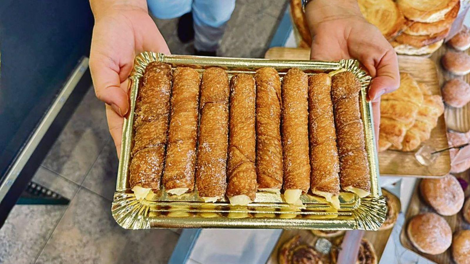 Las cañas son uno de los dulces más reconocidos de O Carballiño.